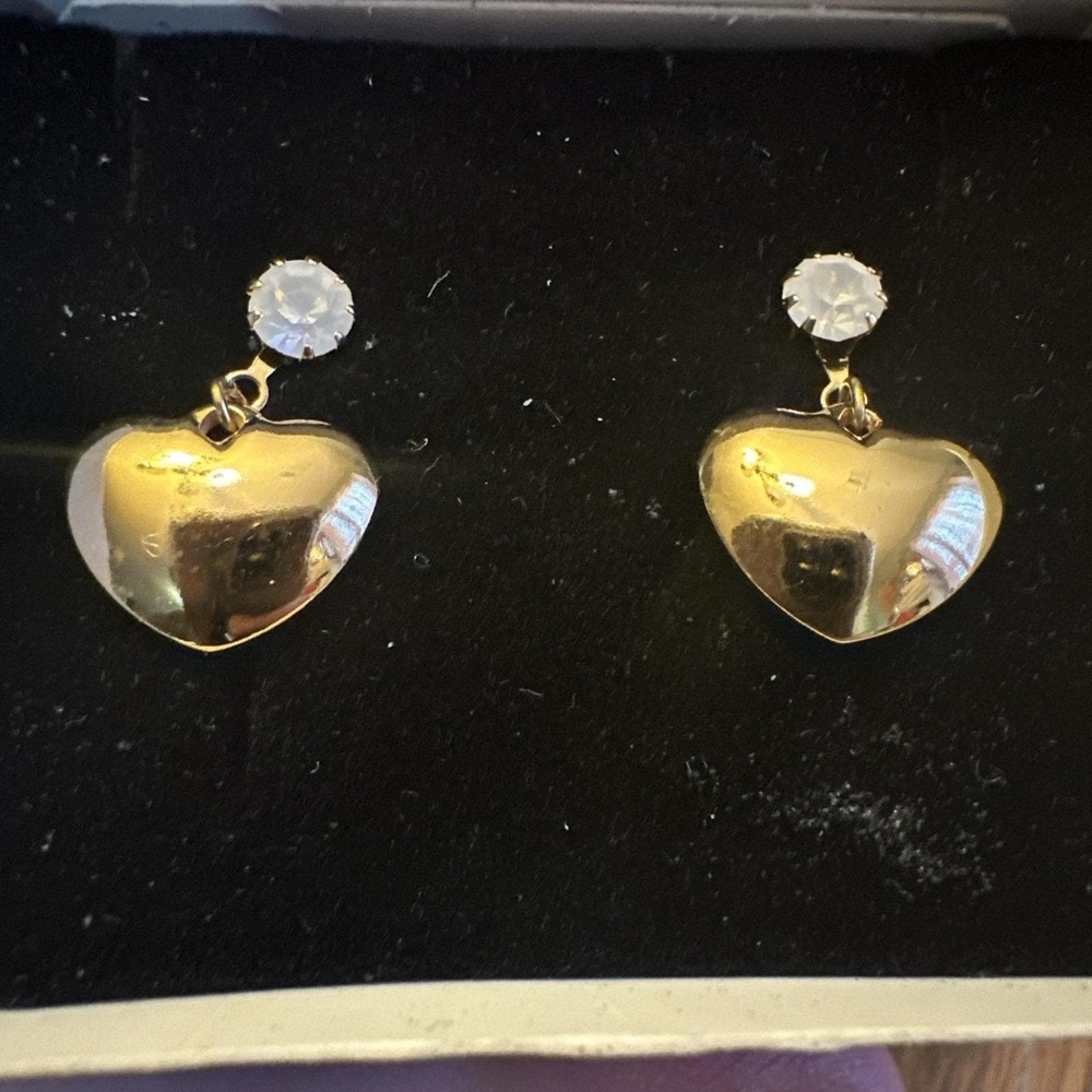 Avon Birthstone Heart‎ Drop Stud Earrings Pierced April Simulated Diamond In Box